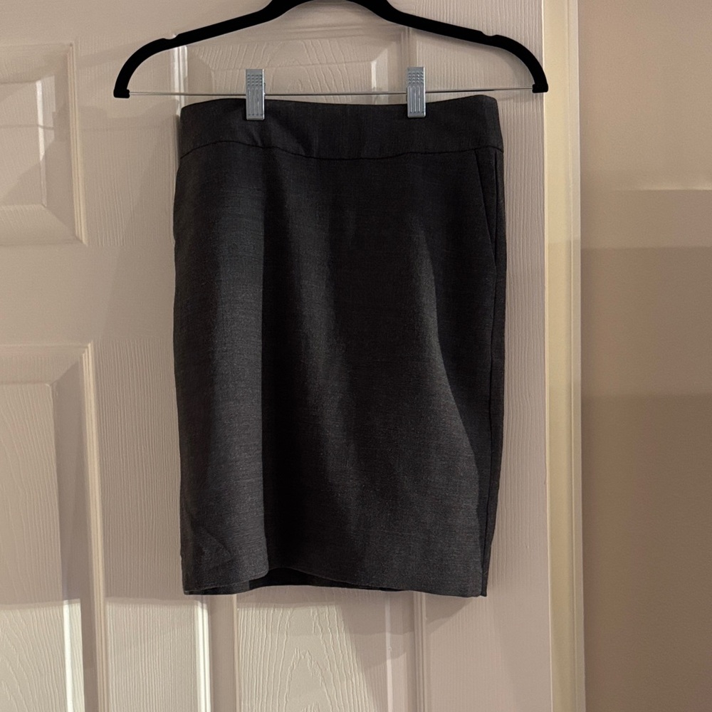 Banana Republic Classic Women's Dark Gray Straight Skirt
